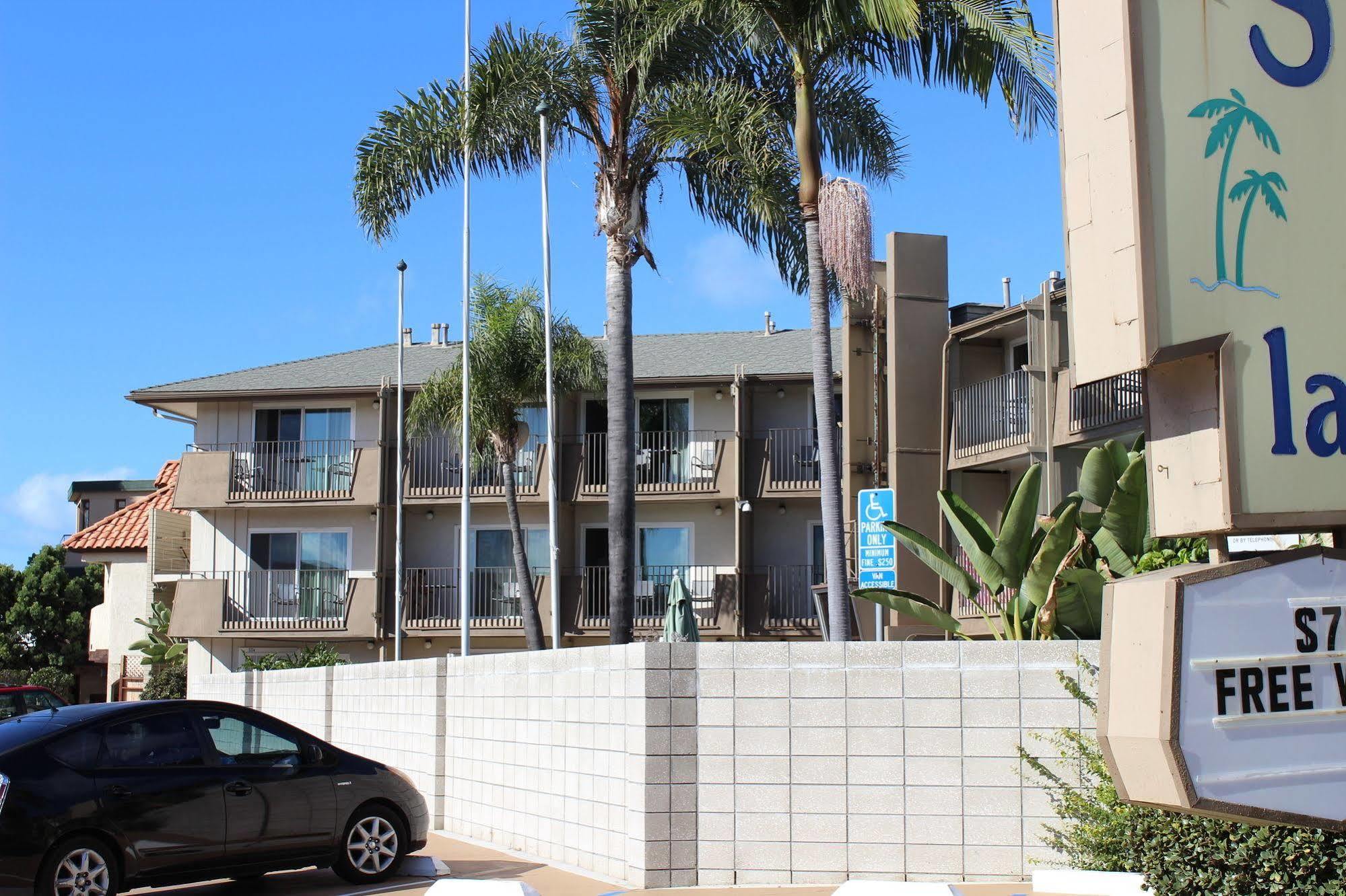 Hotel Sands Of 3*